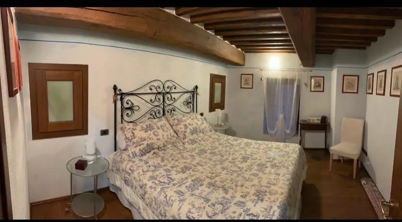 Osteria Del Borgo B&B Montepulciano 2*,